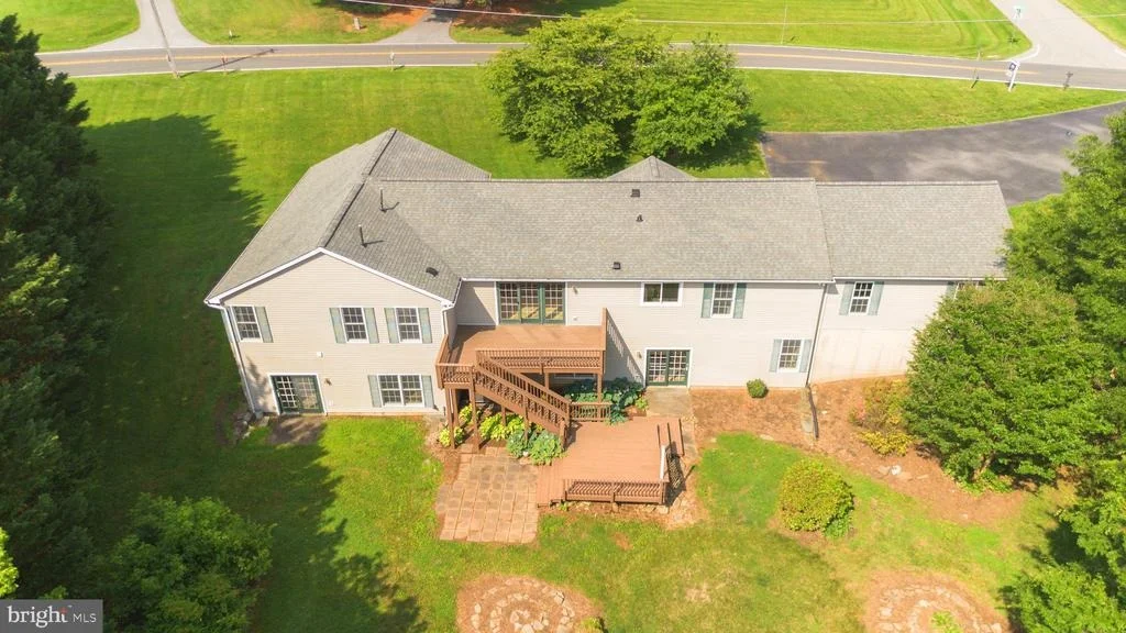 Photo of 8613 HOLLOW ROAD