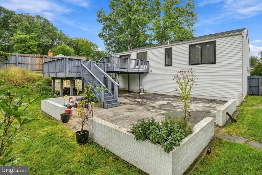 Photo of 302 TAURUS DRIVE