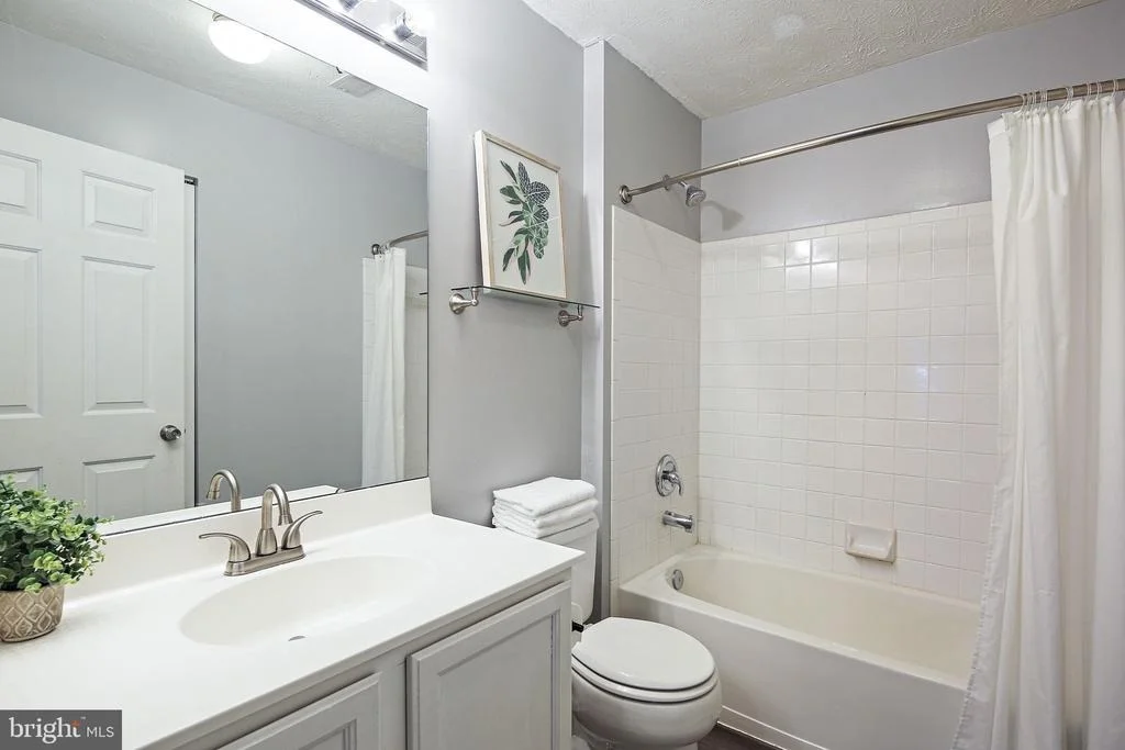 Photo of 322 TIMBERBROOK COURT