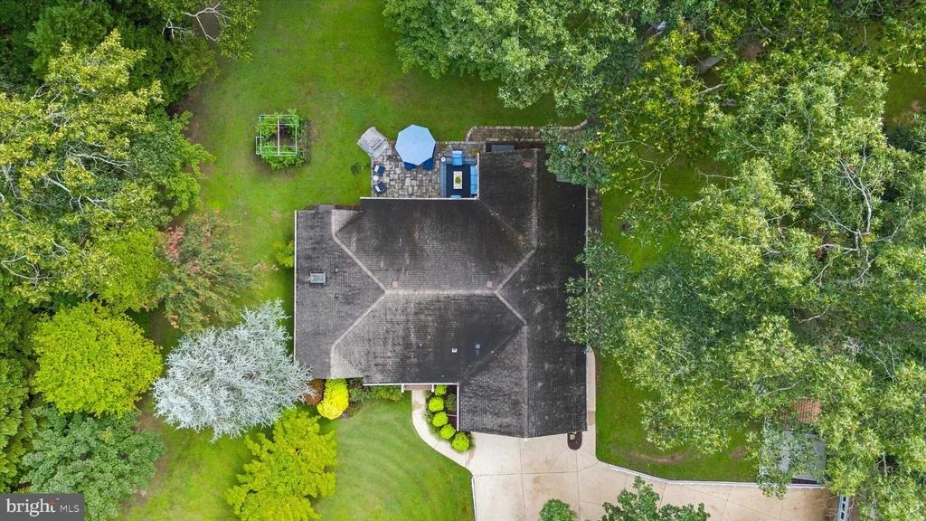 Photo of 606 SANDY HILL ROAD
