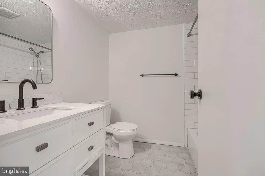 Photo of 1406 FAIRBANKS DRIVE