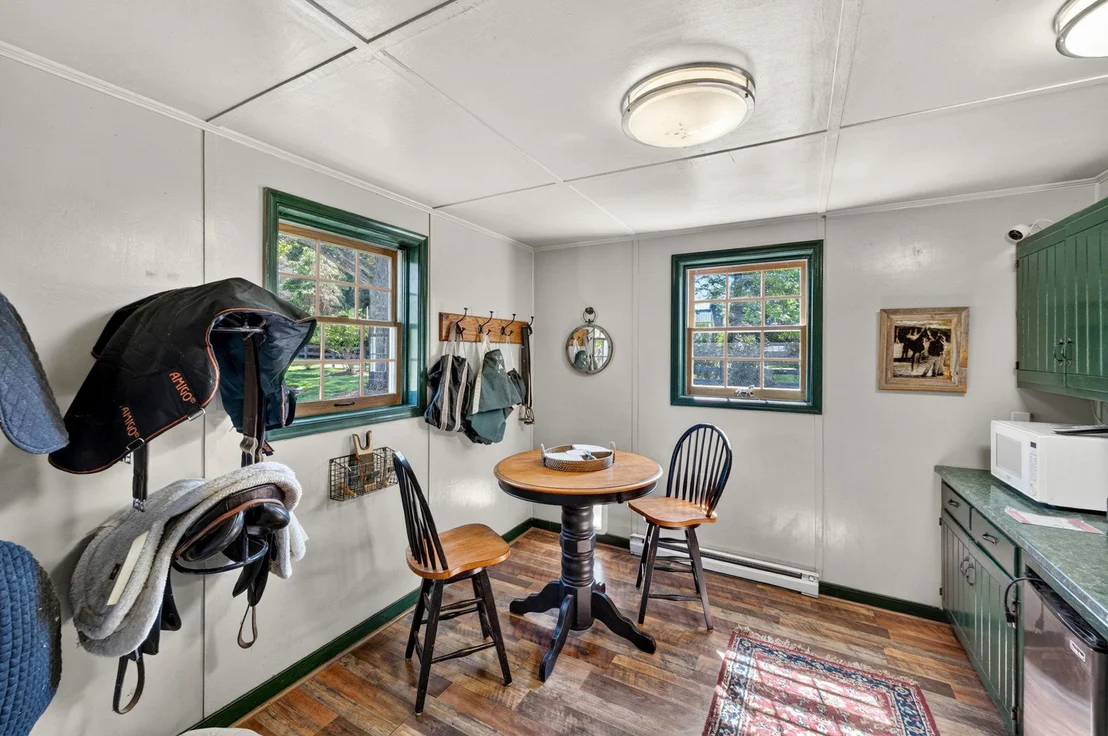 Photo of 23559 PARSONS ROAD