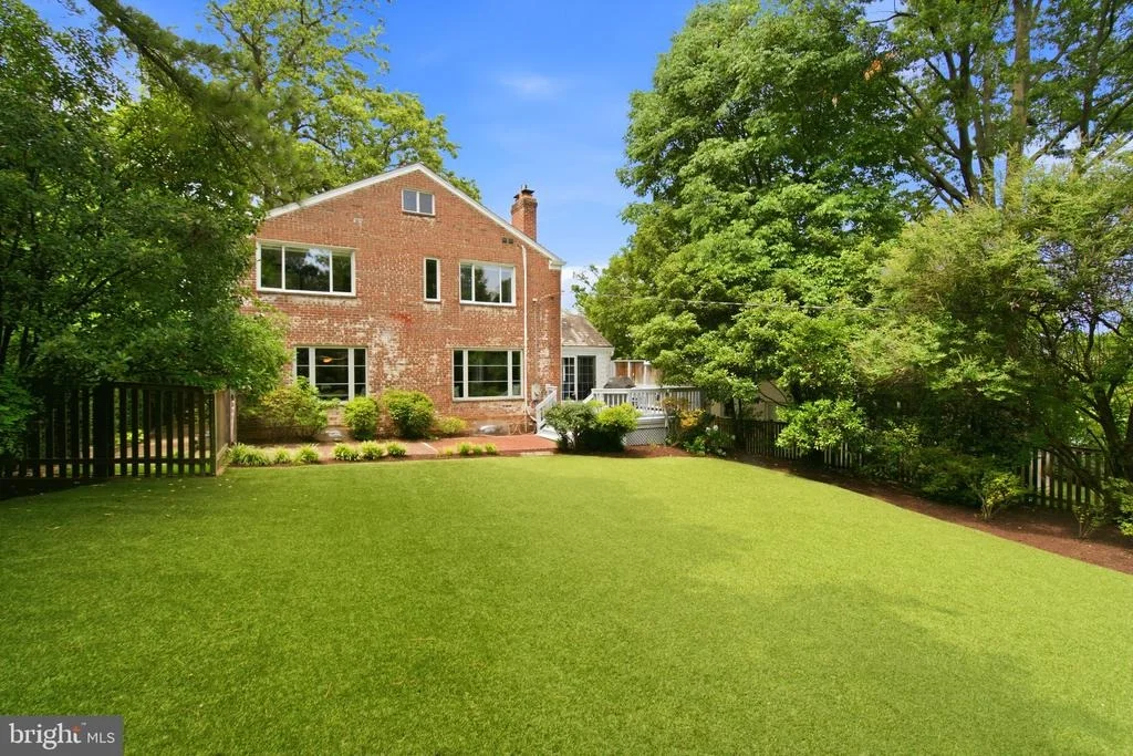 Photo of 432 ARGYLE DRIVE