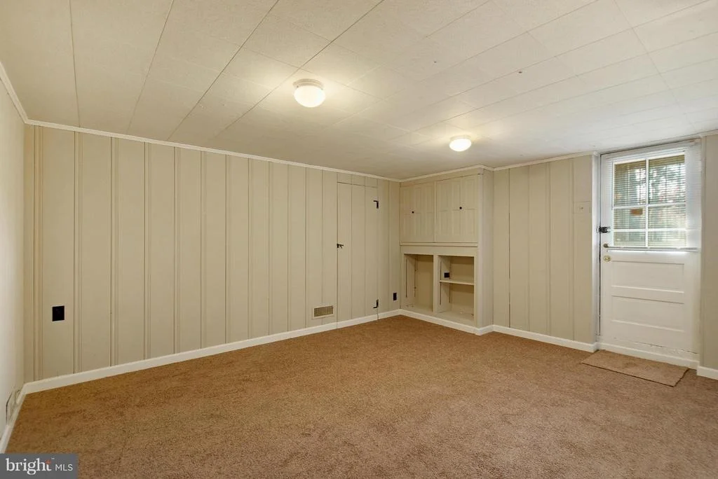 Photo of 3900 DEEPWOOD ROAD