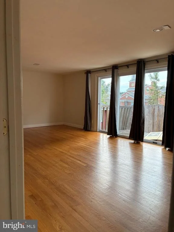 Photo of 6501 TERRY DRIVE