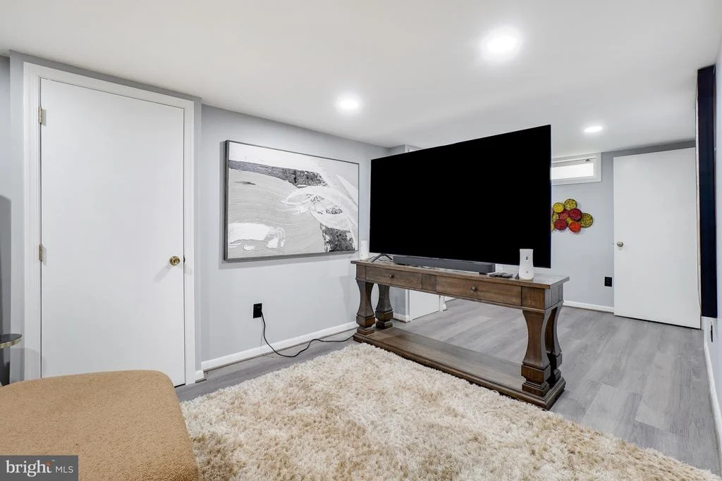 Photo of 4313 IVY GLEN ROAD