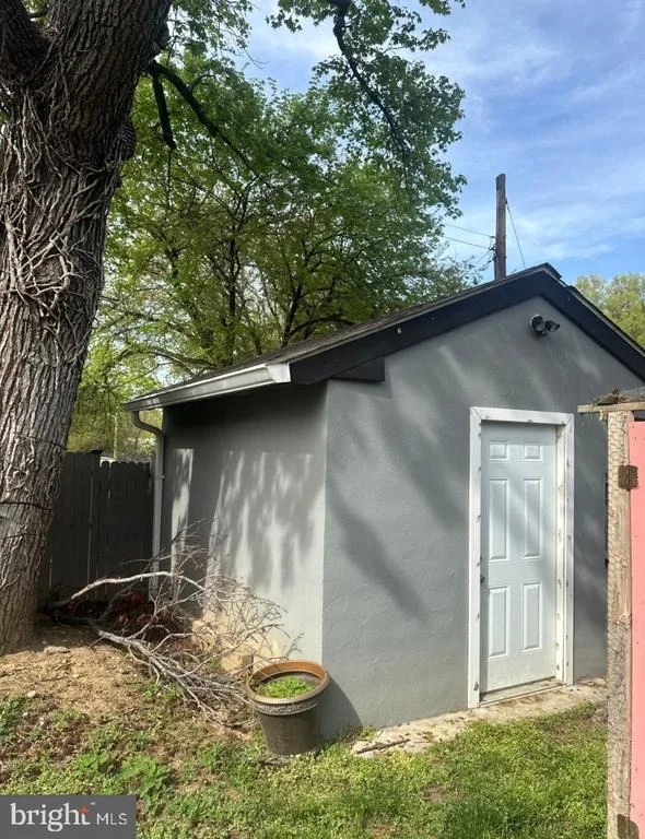 Photo of 4818 SHERIFF ROAD NE
