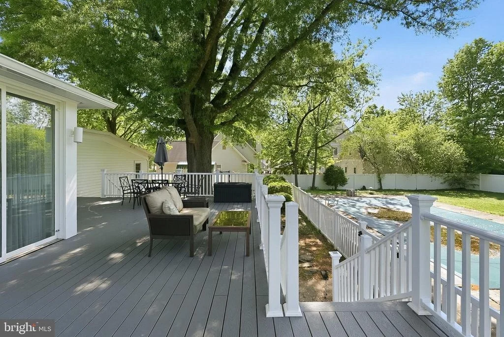 Photo of 9026 SUDLEY ROAD