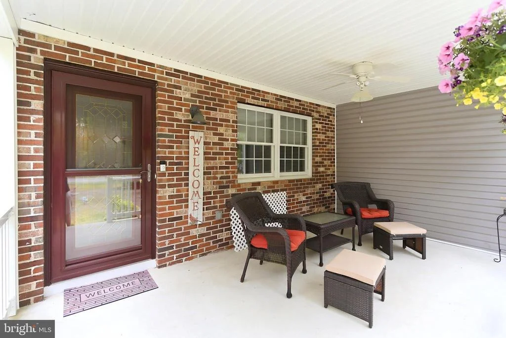 Photo of 33 RED OAK DRIVE