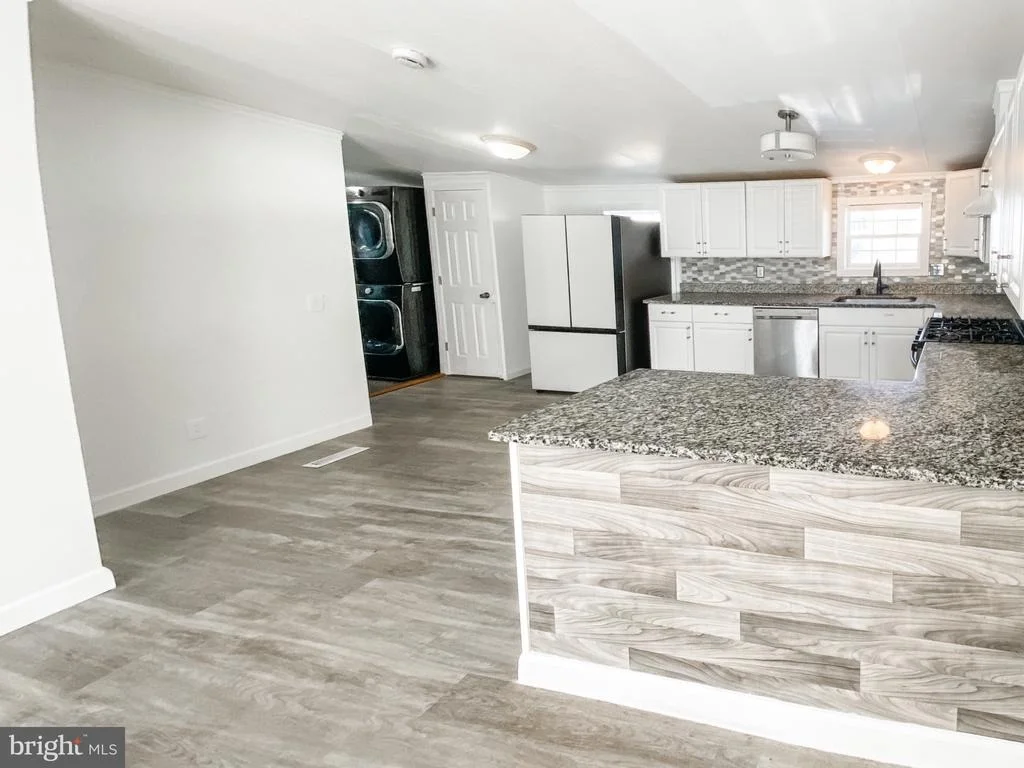 Photo of 210 5TH STREET