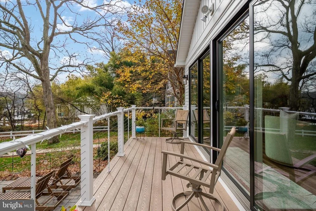 Photo of 394 NORTH DRIVE