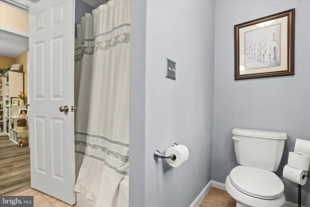 Photo of 17 ECKER AVENUE