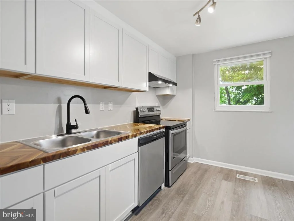 Photo of 358 PROSPECT BOULEVARD