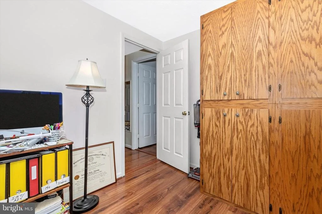 Photo of 1001 CHINABERRY DRIVE
