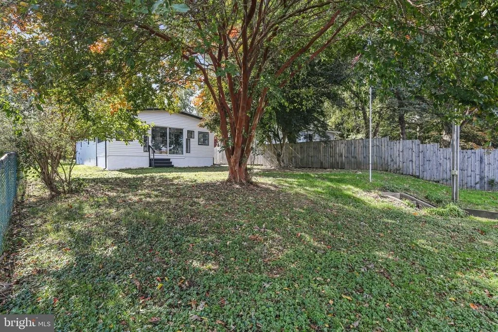 Photo of 515 FREYS ROAD