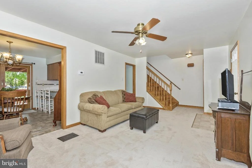 Photo of 2925 THURSTON ROAD