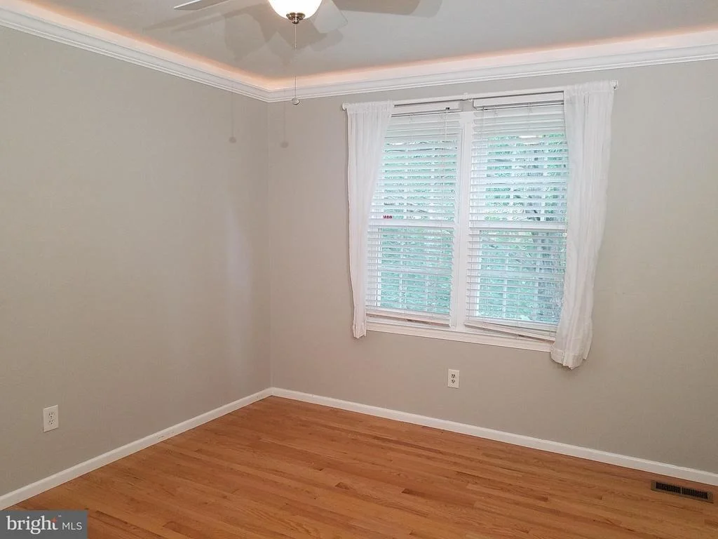 Photo of 9621 PODIUM DRIVE