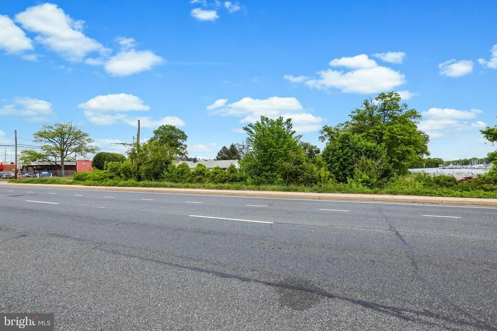 Photo of 2005 EASTERN BOULEVARD
