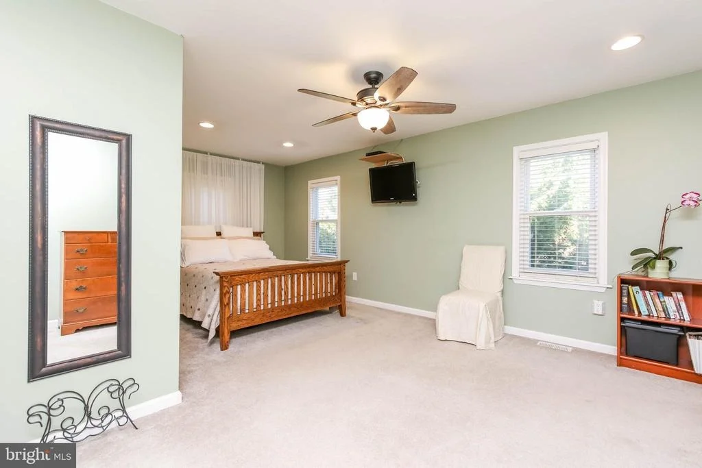Photo of 5939 MEADOW ROAD
