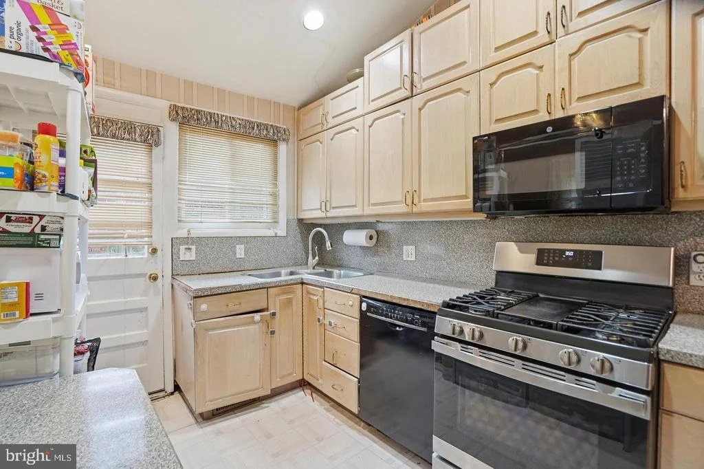 Photo of 5908 WINNER AVENUE