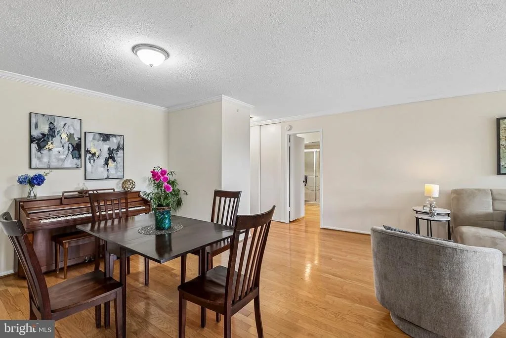 Photo of Unit 409 at 5901 MOUNT EAGLE DRIVE