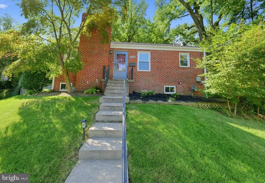 Photo of 9107 WIRE AVENUE