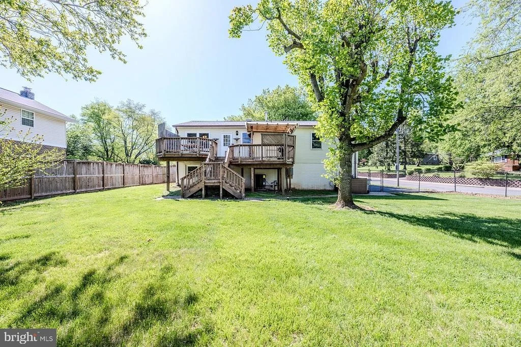 Photo of 8914 CHERRY TREE LANE