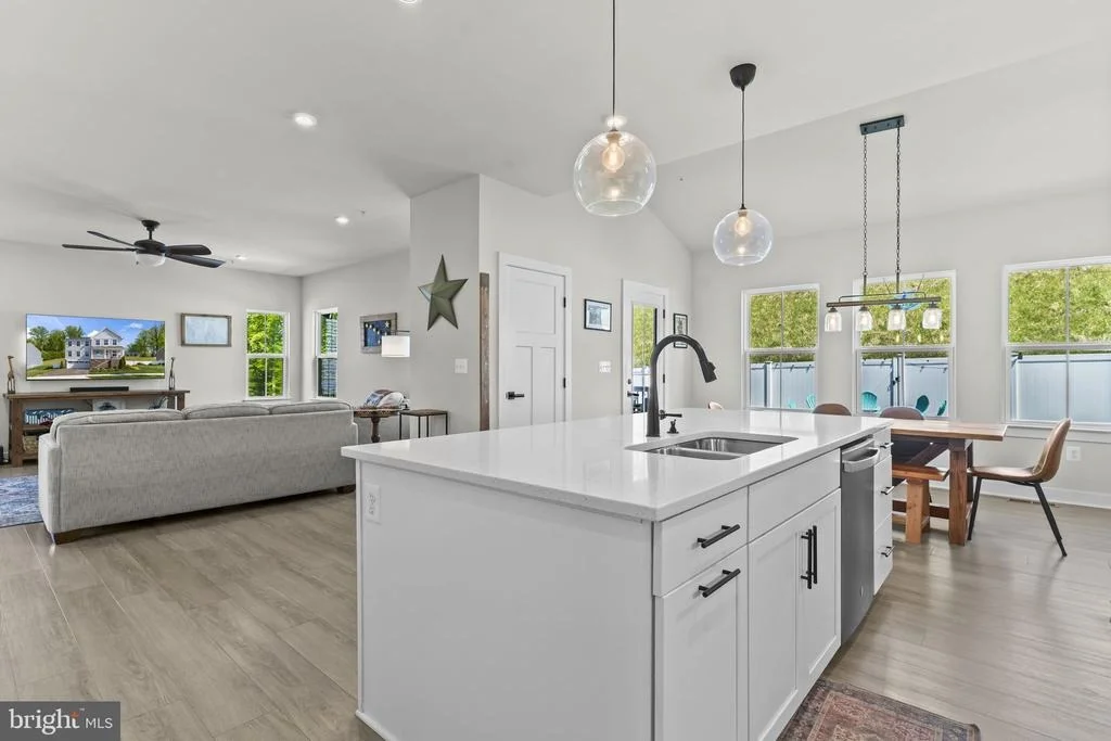 Photo of 2944 HERITAGE DRIVE