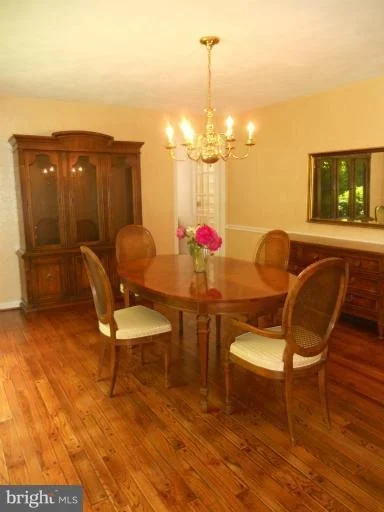 Photo of 450 RIVER BEND ROAD