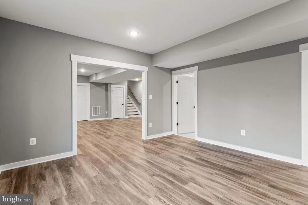 Photo of 7172 MEADOWBROOKE DRIVE