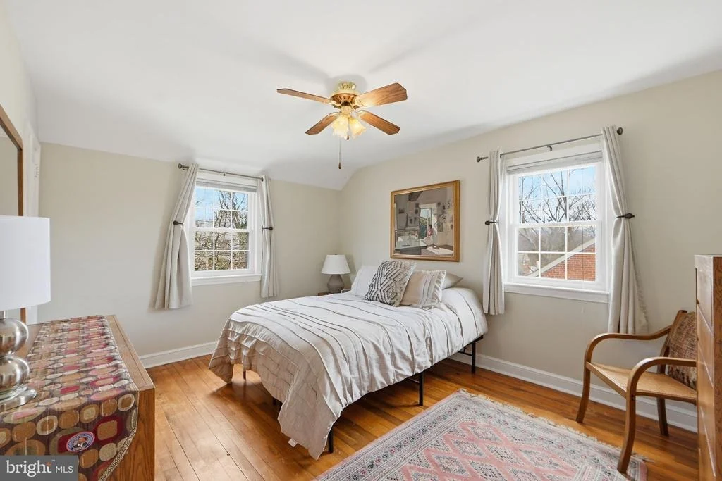 Photo of 2406 CHURCHILL ROAD