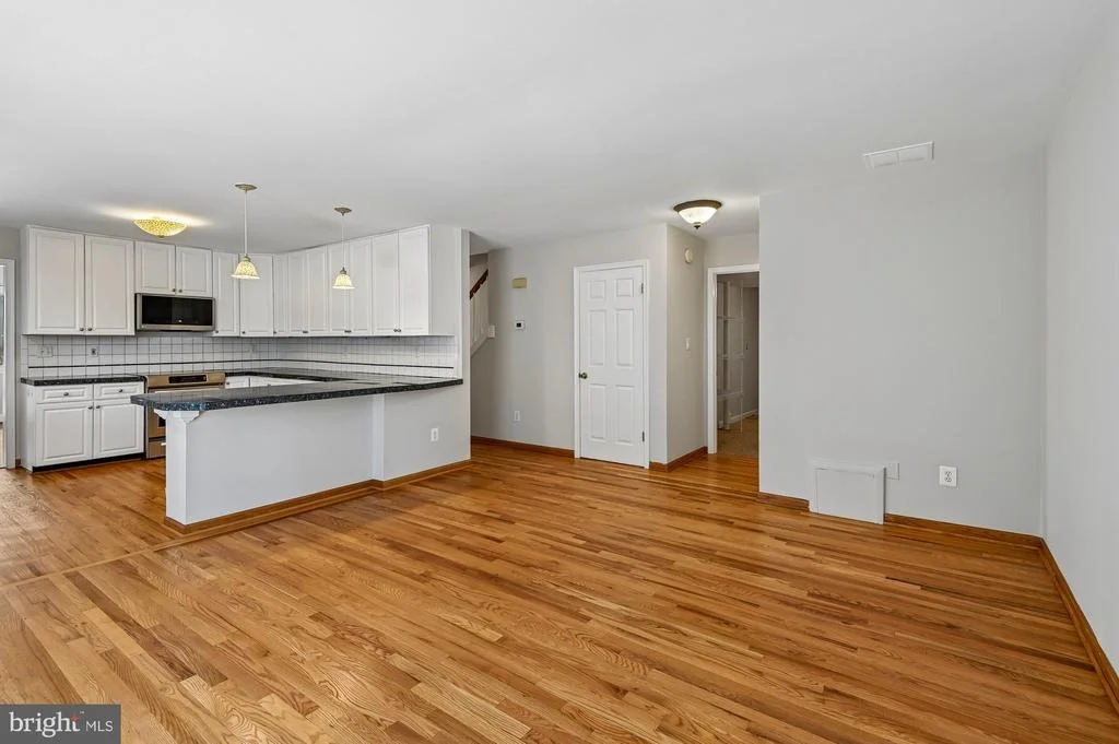 Photo of 5106 THUNDER HILL ROAD