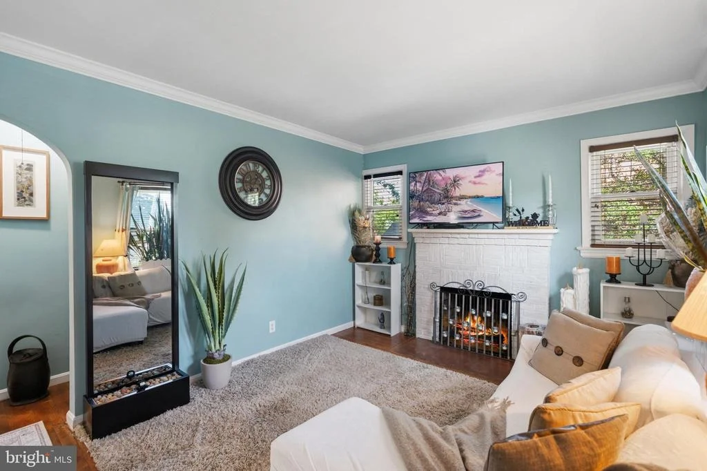 Photo of 1143 44TH PLACE SE