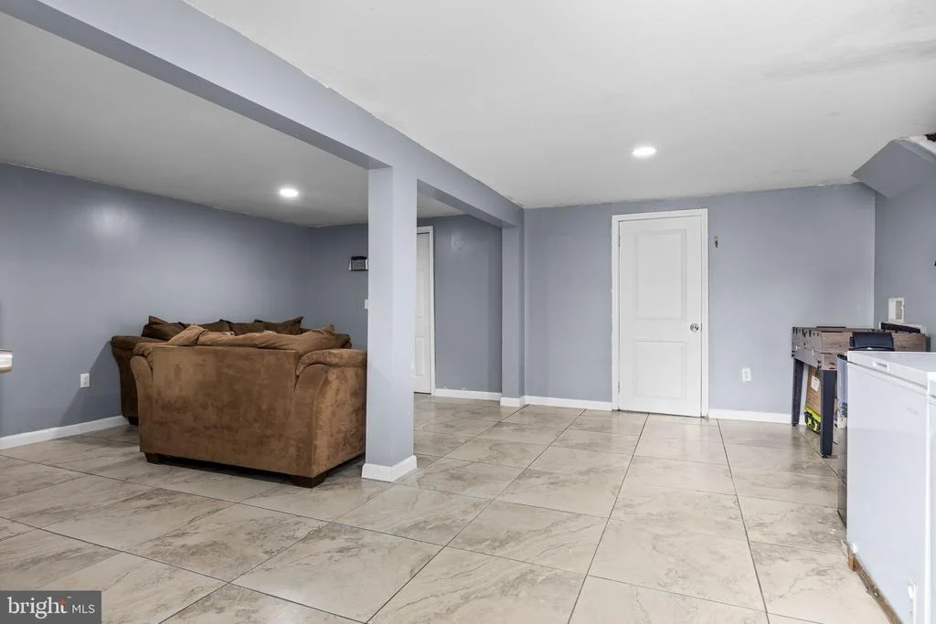 Photo of 200 HENDRICKSON