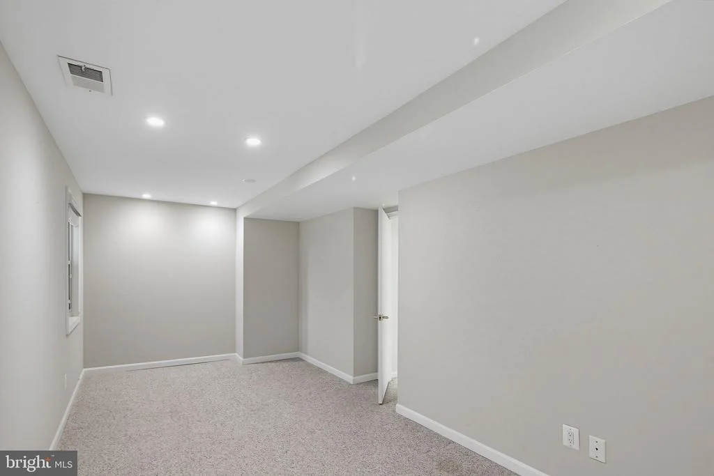 Photo of 1548 WINDING WAYE LANE