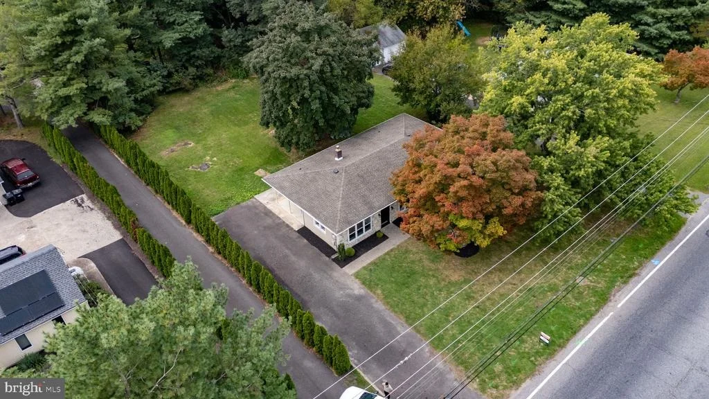 Photo of 120 TUCKAHOE ROAD