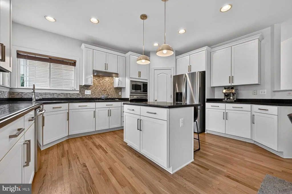 Photo of 810 MORAN DRIVE