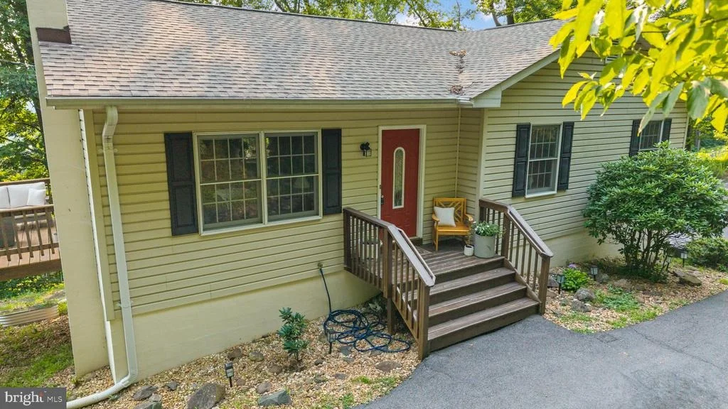 Photo of 1336 GRANNY SMITH ROAD
