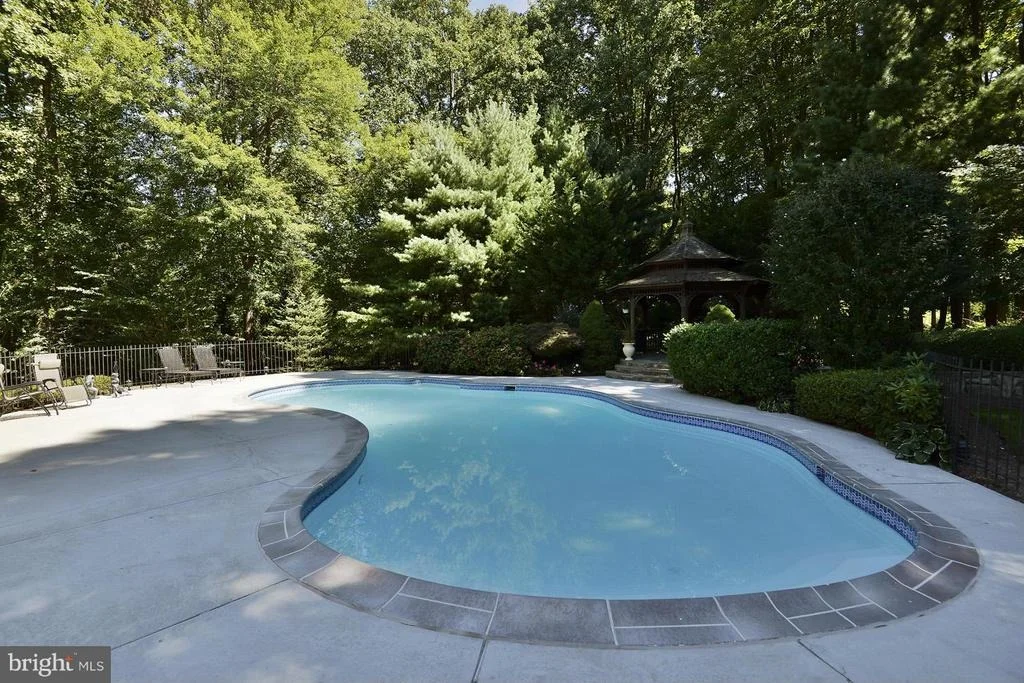 Photo of 650 BRYANTS NURSERY ROAD