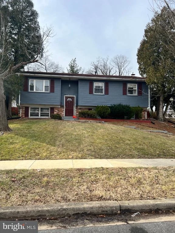 Photo of 6825 BARTON ROAD