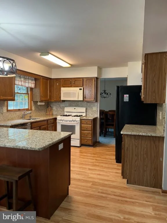 Photo of 10 ORLANDO DRIVE