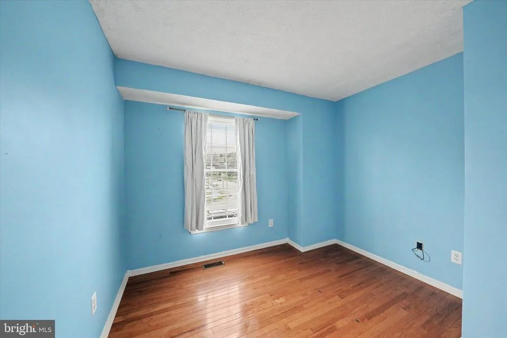 Photo of 206 MACDUFF ROAD
