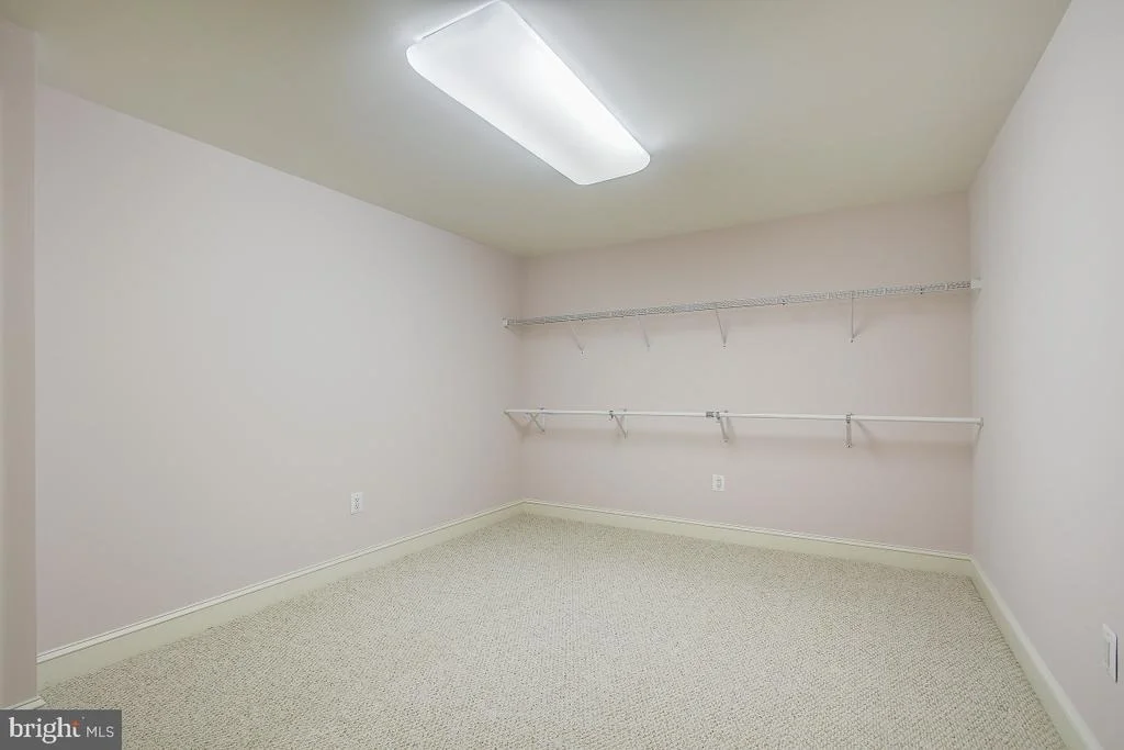 Photo of 6 GLEN EAGLES COURT