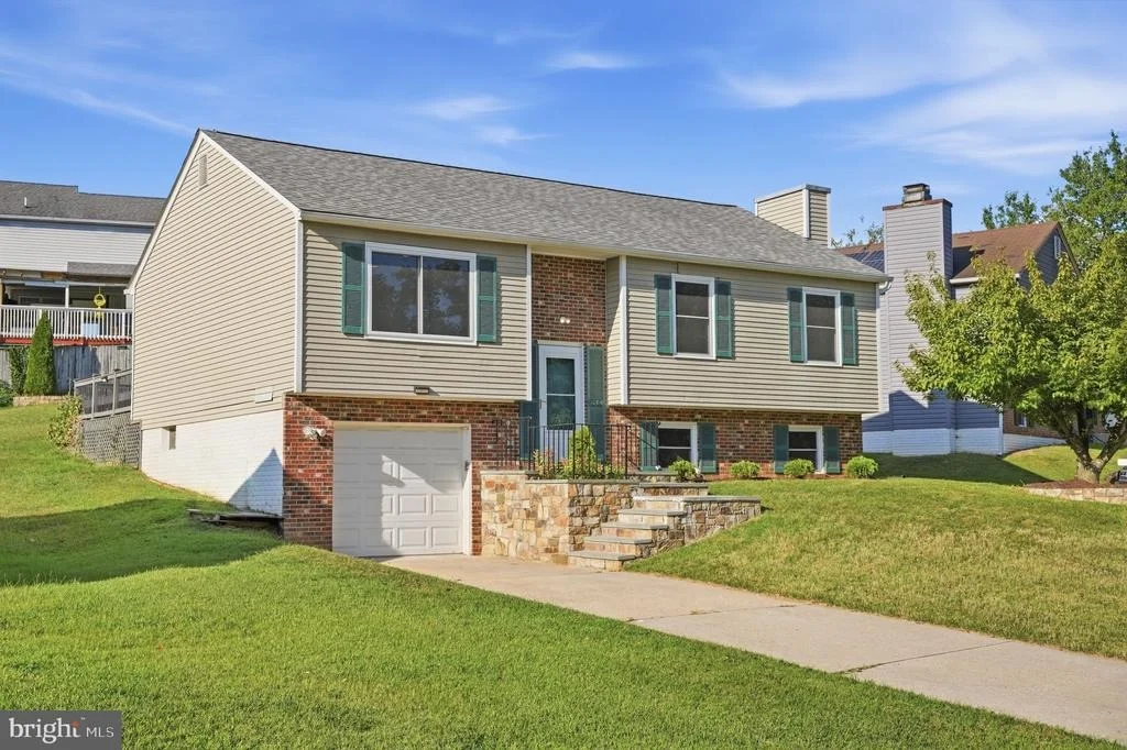 Photo of 9136 MCHENRY LANE