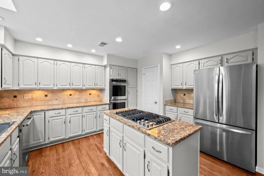 Photo of 10215 MARTINHOE DRIVE