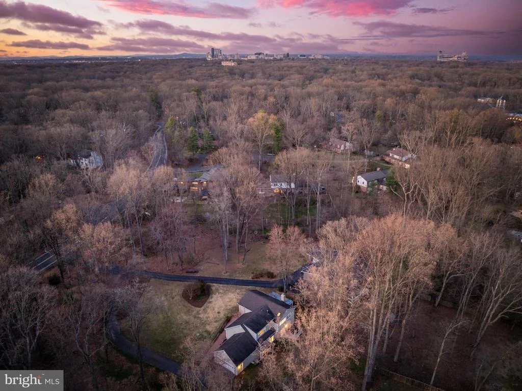 Photo of 2615 STEEPLECHASE DRIVE