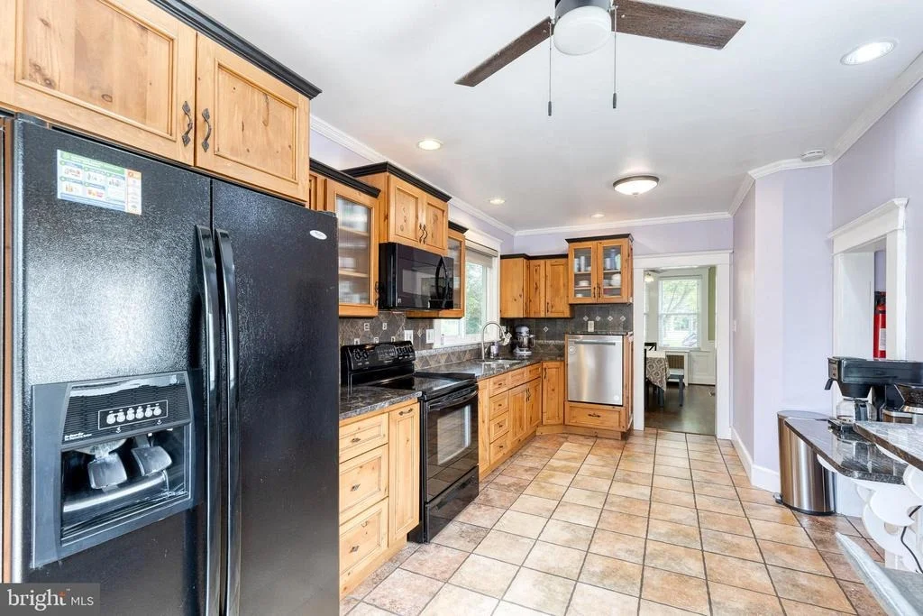 Photo of 1704 LINCOLN DRIVE