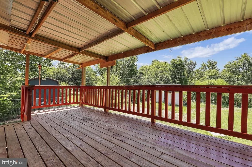 Photo of 6621 WILLIS LANE