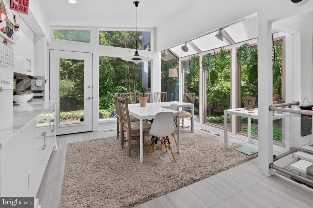 Photo of 24 WHITE OAK DRIVE