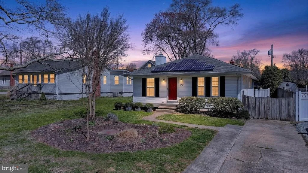 Photo of 118 ELLIOTT PLACE